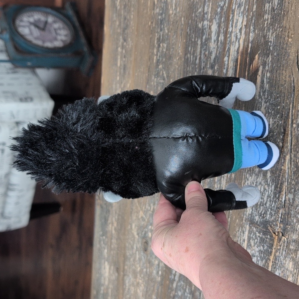 Sing 2 Plush Johnny Gorilla By Universal Illumination - Picture 2 of 6